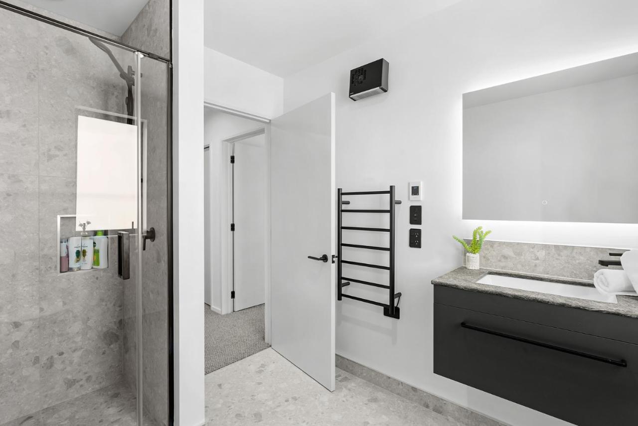Cbd Contemporary Comfort Townhouse 2 Bed 2Bath Крайстчърч Екстериор снимка